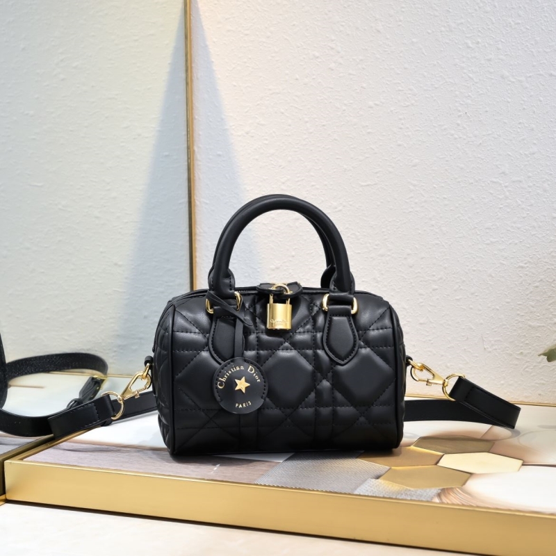 D*or top handle bags